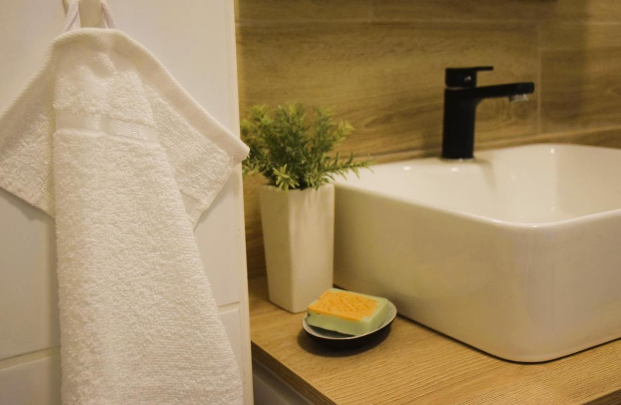Shine Apartman Szentgotthárd Екстериор снимка